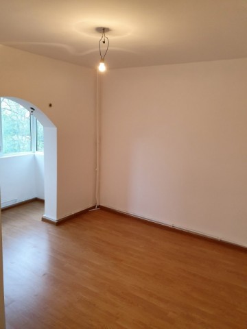 cantacuzino-paltinis-3camere-dec-etaj1-2balcoane-la-59000-euro-17